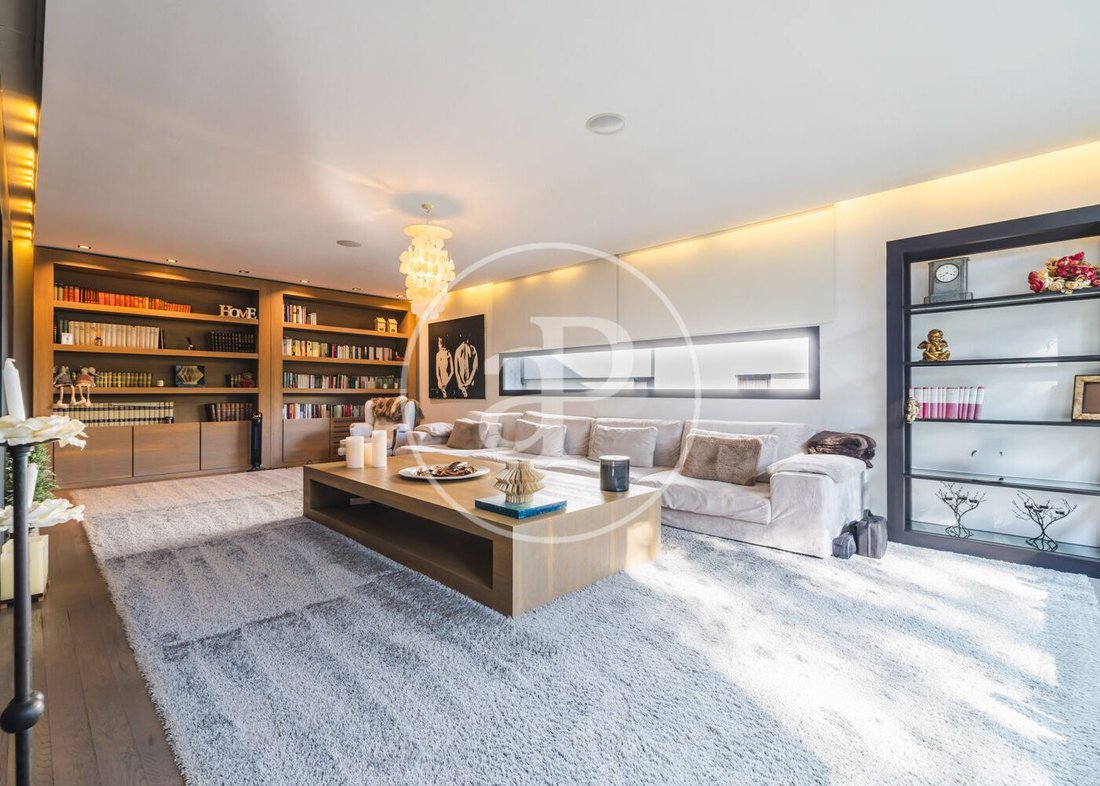 Villa in La Moraleja, Alcobendas, Comunidad de Madrid 5 - 17045970
