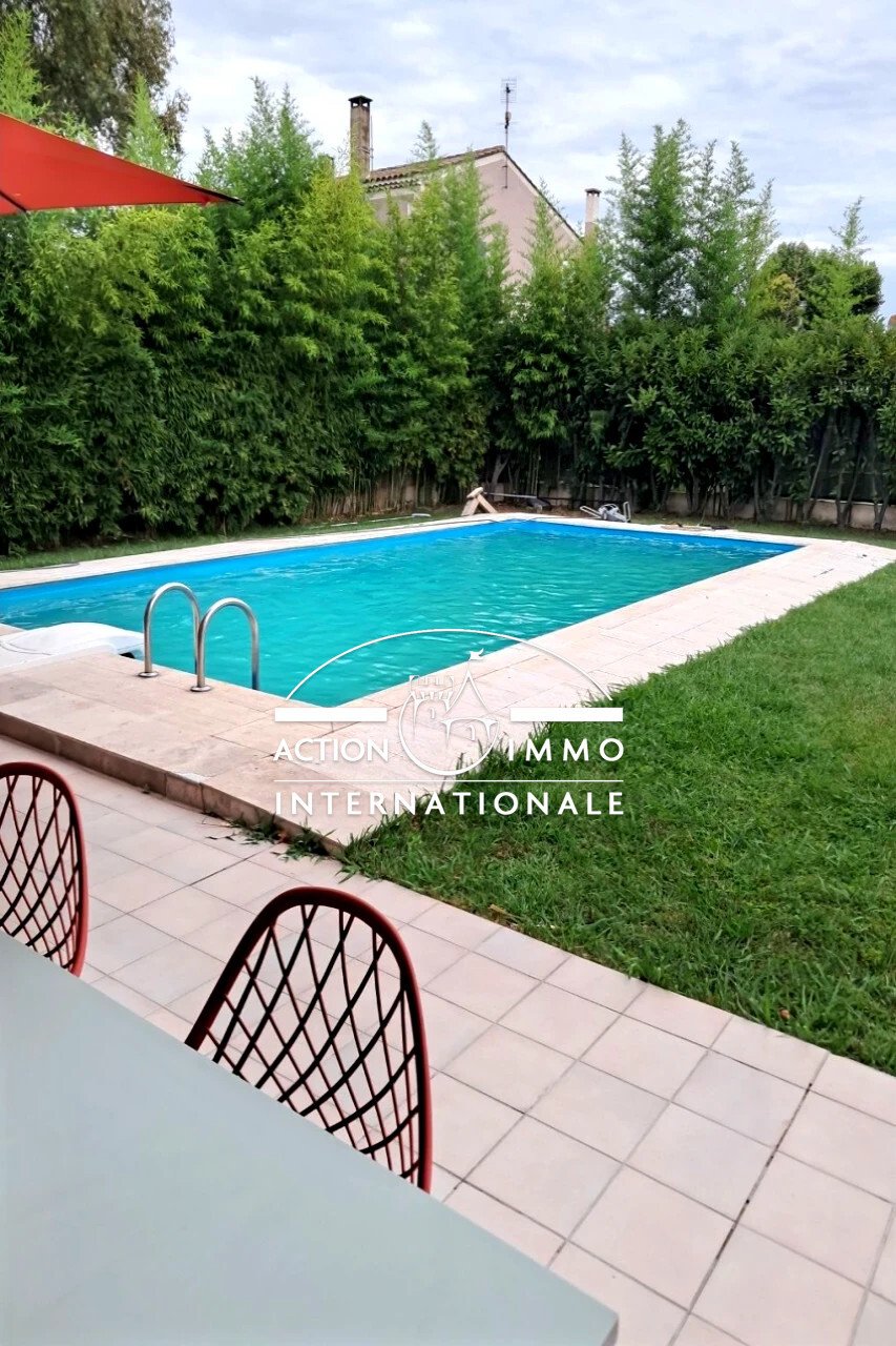 Villa in Mouriès, Provence-Alpes-Côte d'Azur, France 5 - 17045884