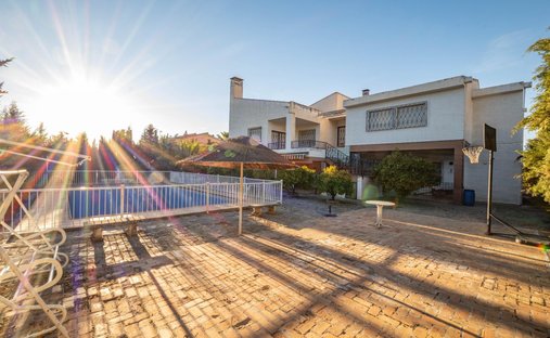 Villa in Huetor Vega, Andalusia, Spain 1