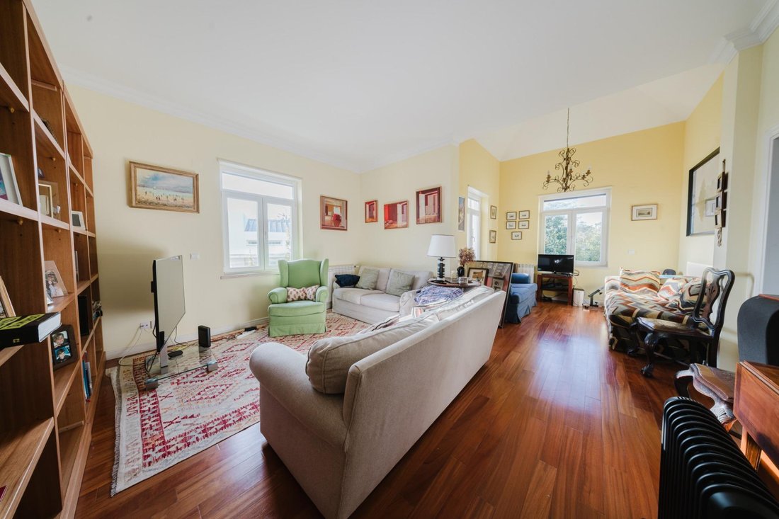 Apartment in Estoril, Cascais e Estoril, Lisbon 3 - 17045927