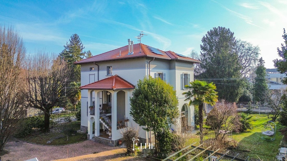 Villa in Montello - Sangallo - Biume, Varese, Lombardy 2 - 17046580