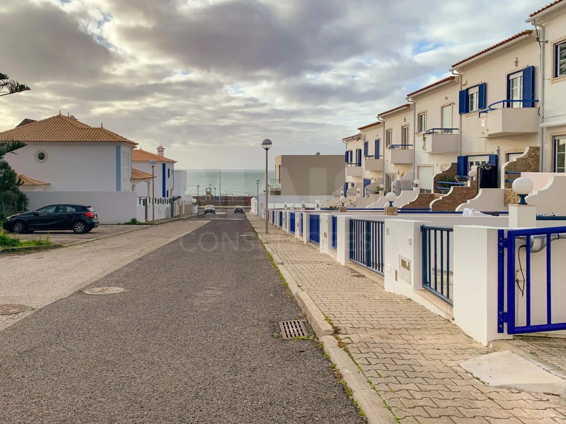 Villa in Ericeira, Lisbon, Portugal 2 - 17046074
