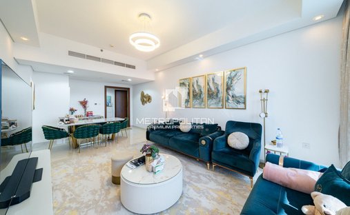 Apartment in Business Bay, Dubai, United Arab Emirates 1