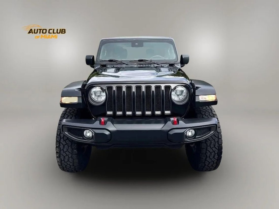 Suv in Miami, FL, United States 3 - 16750384