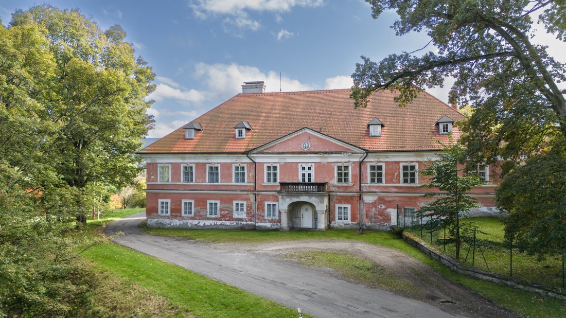 Chateau in Hartmanice, Plzeň Region, Czechia 3 - 17046248
