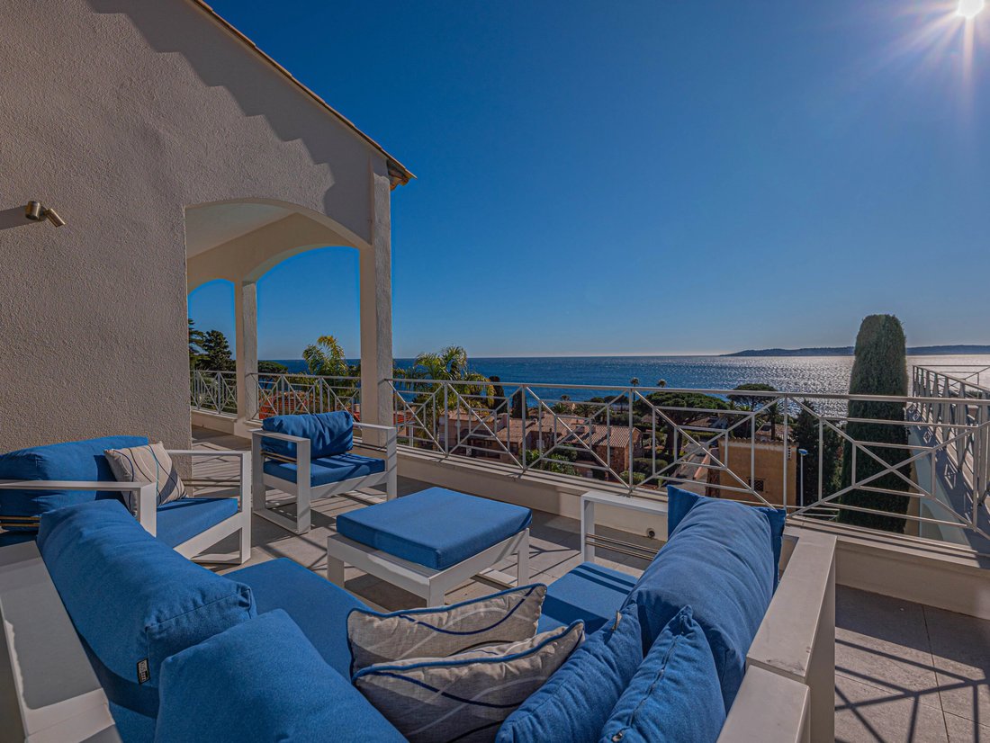 Villa in Ville-Les Saquedes-Le Bouillonnet, Sainte-Maxime, France 1 - 17046070