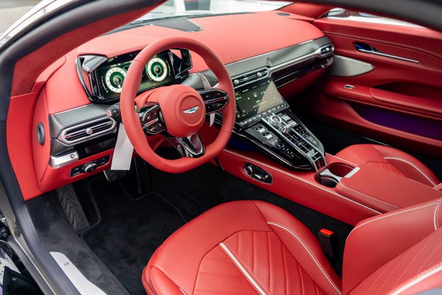 Cabriolet in Bellevue, WA, United States 3 - 16920619