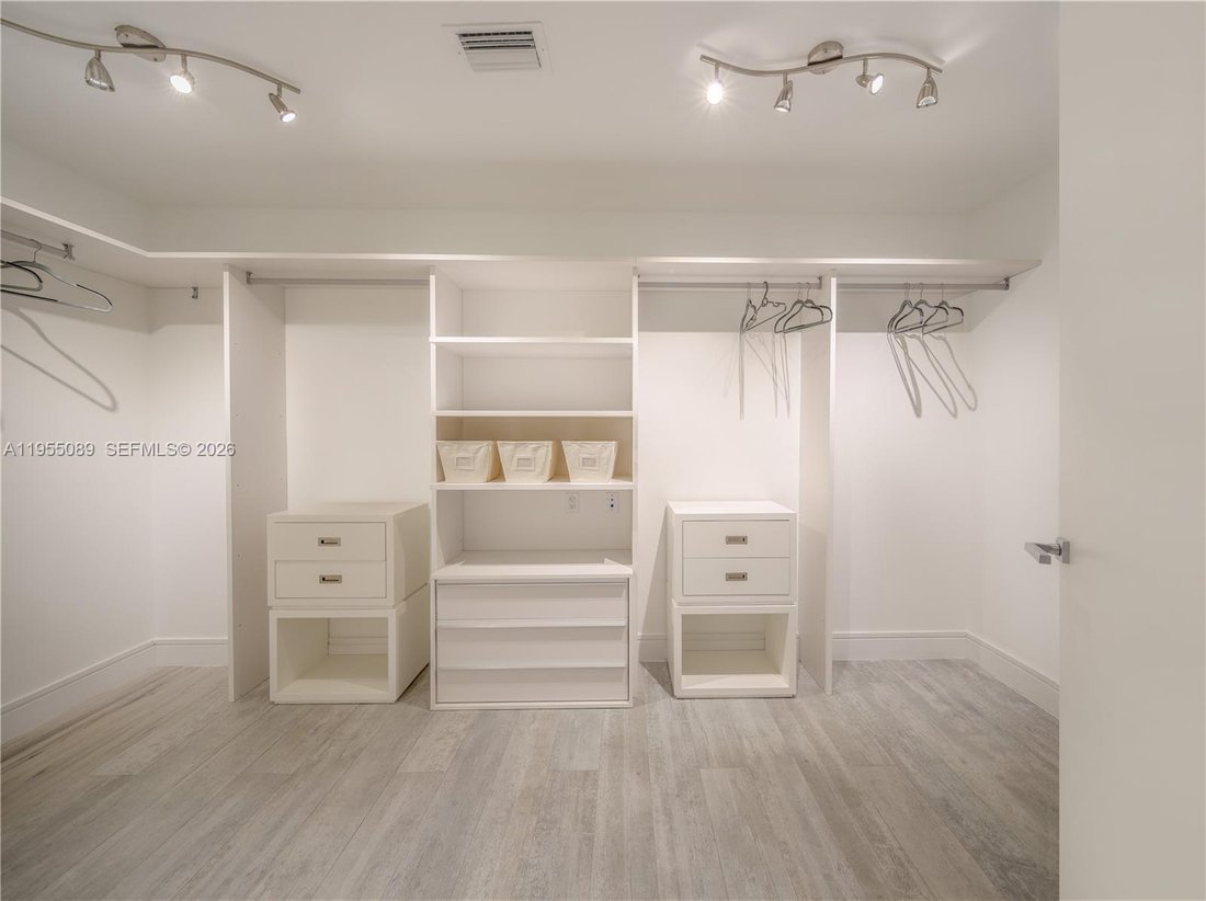 Condo in Aventura, Florida, United States 5 - 17046227