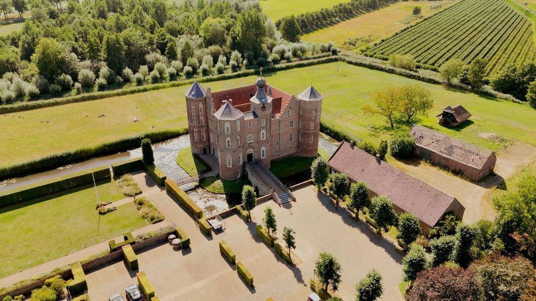 Villa in Aarle-Rixtel, North Brabant, Netherlands 2 - 17046300