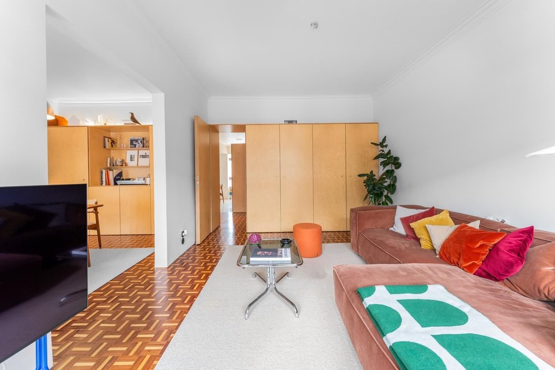 Apartment in Alvalade, Lisbon, Portugal 2 - 17047128