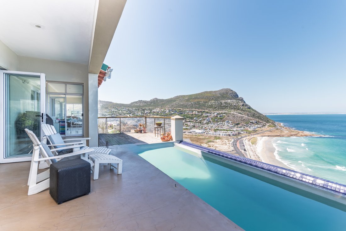 House in Glencairn, Cape Town, Western Cape 2 - 17047306