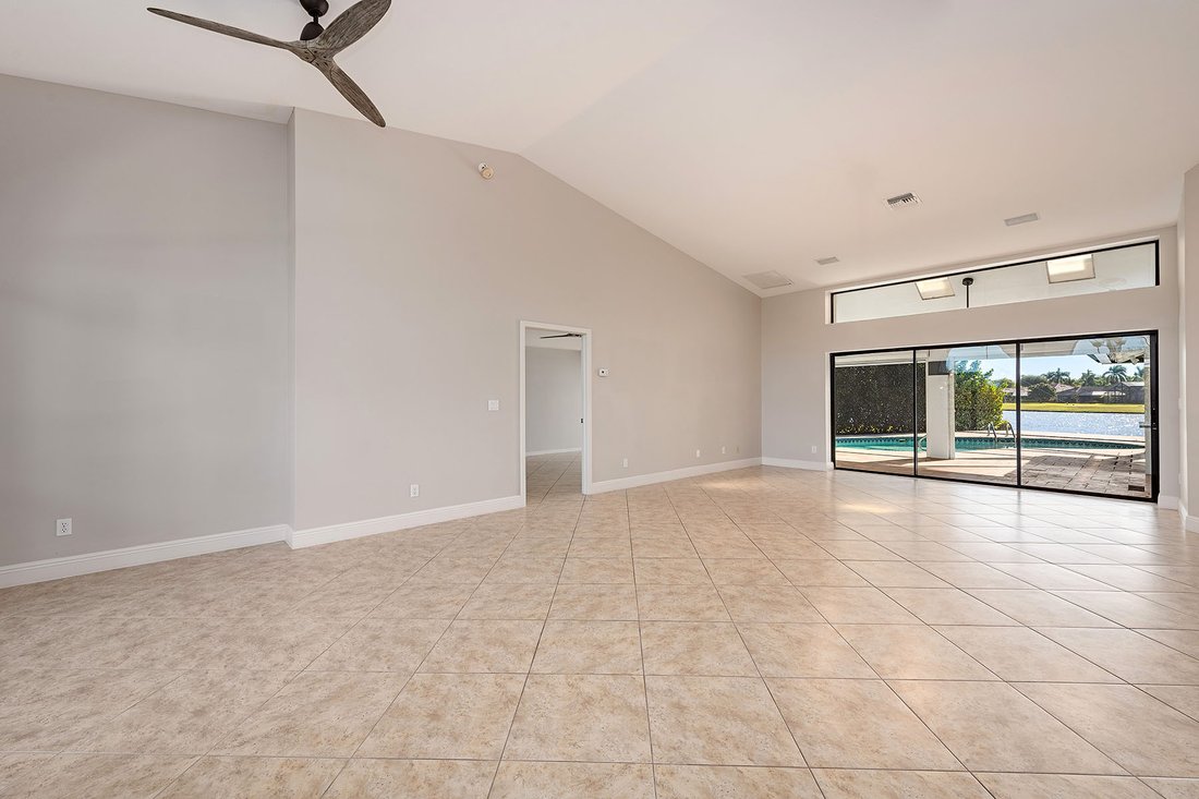 House in Naples, Florida, United States 4 - 17047294