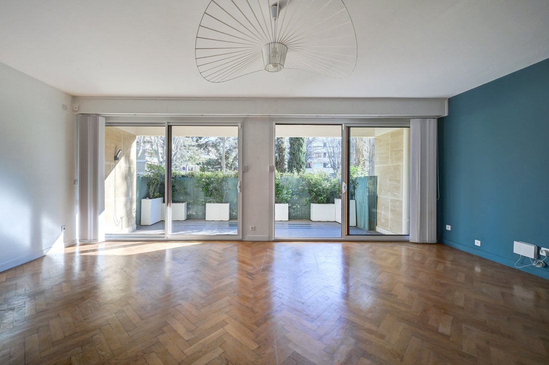 Apartment in Le Tholonet, Provence-Alpes-Côte d'Azur, France 1 - 17047235