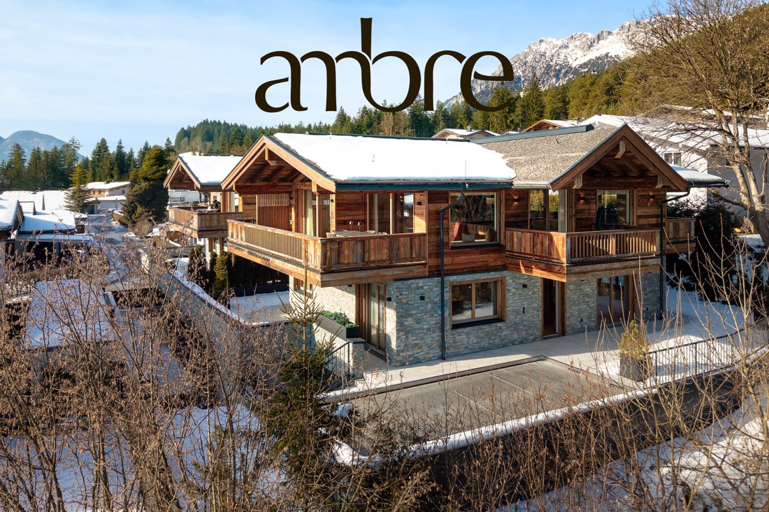A Resort Style Alpine Chalet With Heated Pool And Wellness Near Kitzbühel