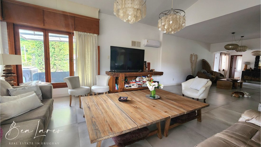 House in Montevideo, Departamento de Montevideo, Uruguay 4 - 17049922