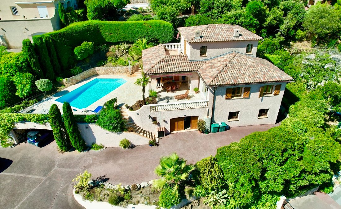 Villa in Les Issambres, Roquebrune-sur-Argens, France 1 - 16968933