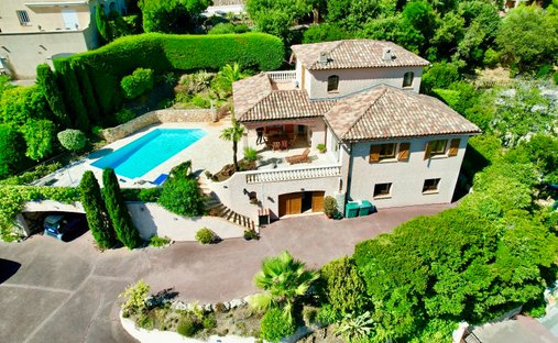 Villa in Les Issambres, Roquebrune-sur-Argens, France 1