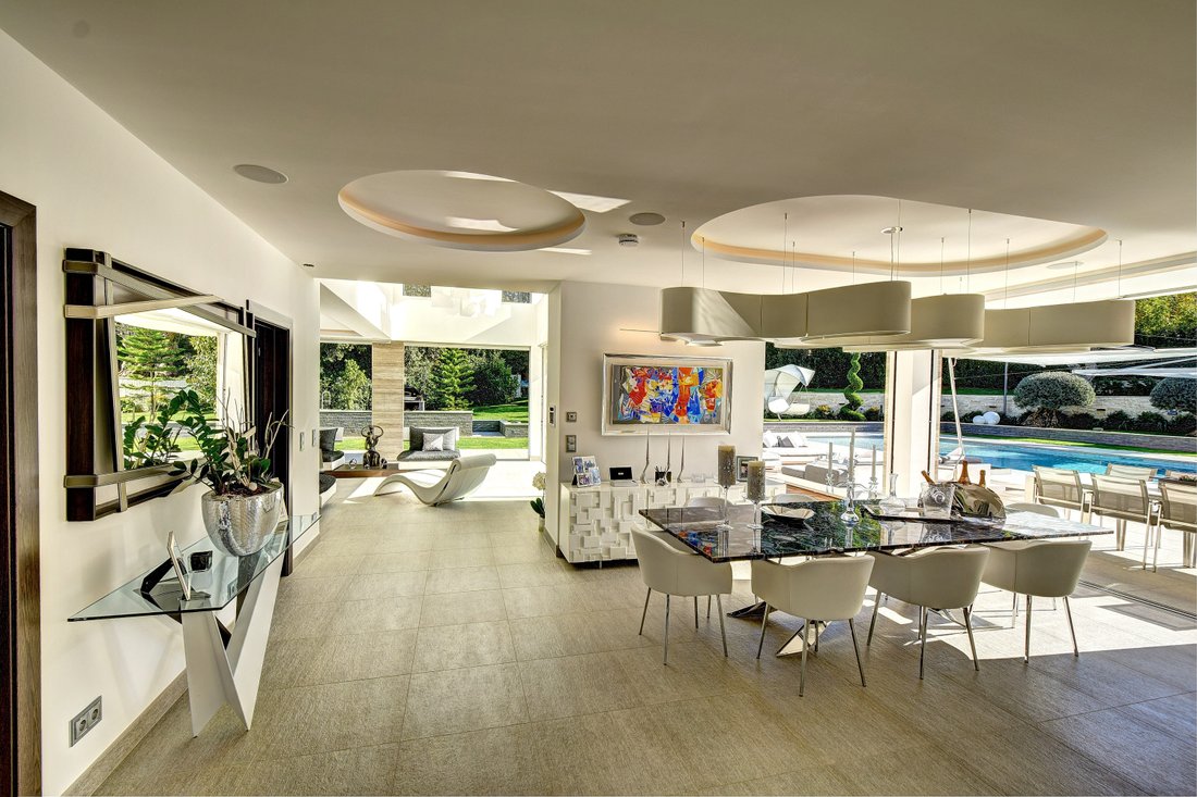 Villa in Antibes, Provence-Alpes-Côte d'Azur, France 4 - 17053887