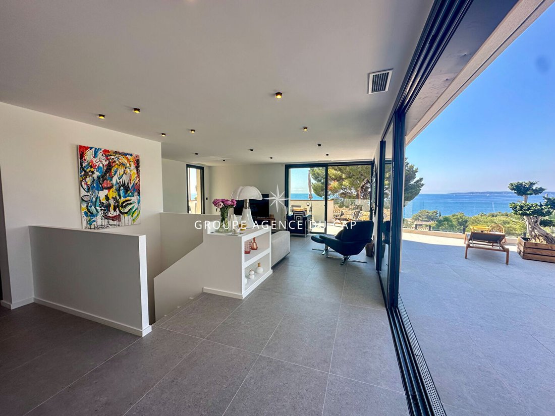 Villa in Les Issambres, Roquebrune-sur-Argens, France 2 - 15081590