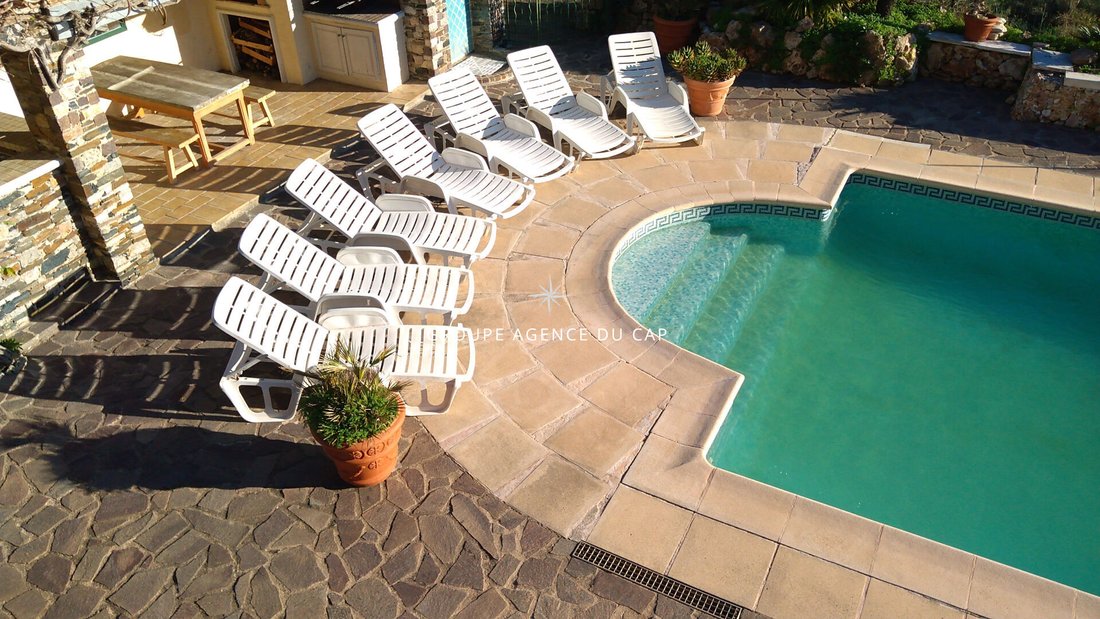 Villa in Les Issambres, Roquebrune-sur-Argens, France 2 - 14051298