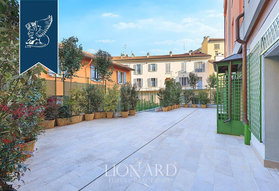 Apartment in Historic Center, Milan, Lombardy 1 - 15632429