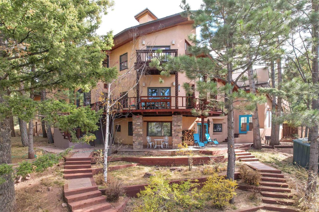 House in Angel Fire, New Mexico, United States 1 - 17050005