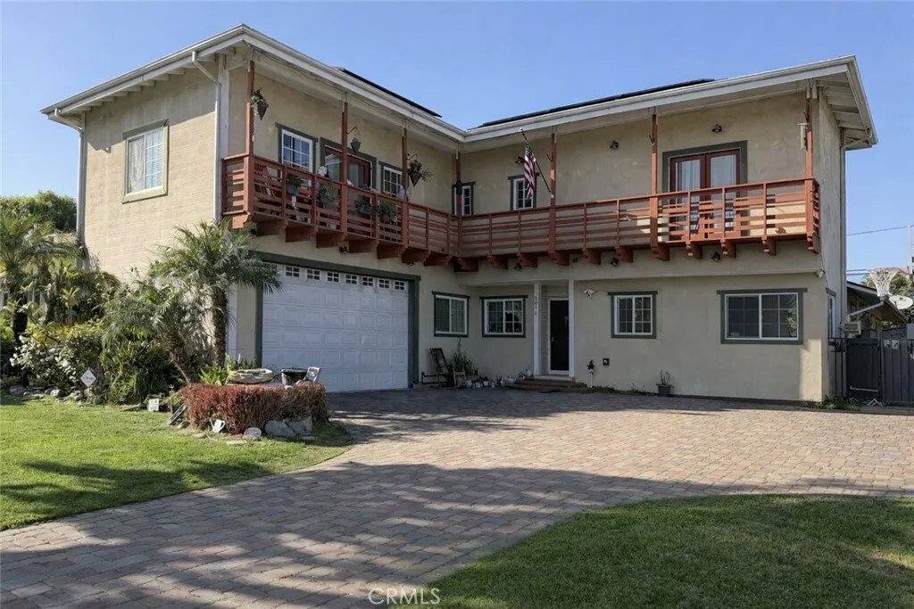 House in Signal Hill, California, United States 1 - 17045564