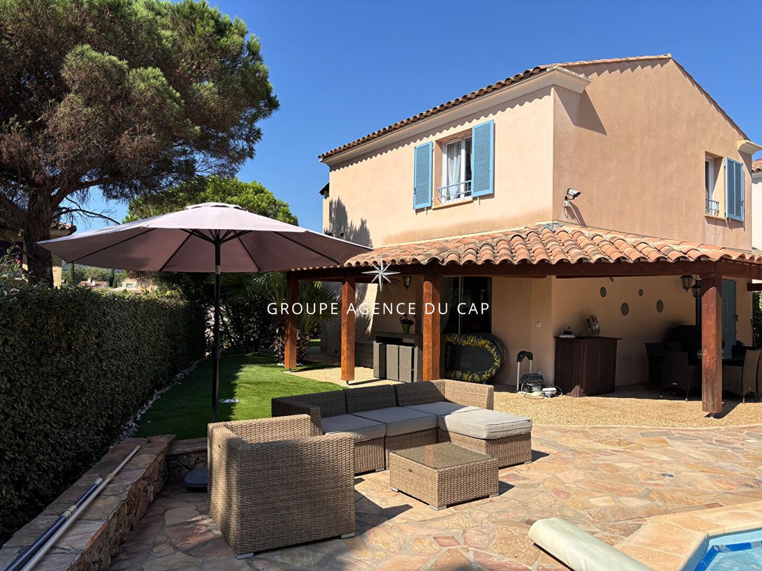 Villa in Les Issambres, Roquebrune-sur-Argens, France 2 - 14701660