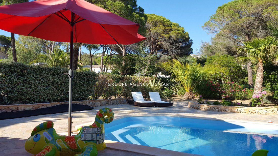 Villa in Les Issambres, Roquebrune-sur-Argens, France 1 - 14701660