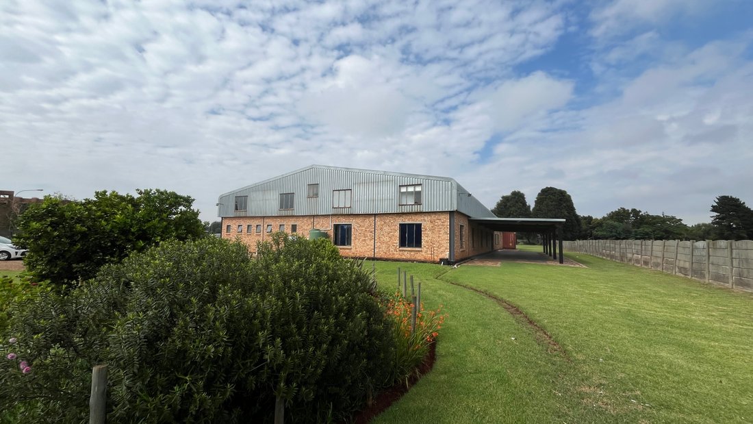 Country House in Nestpark AH, Gauteng, South Africa 2 - 17049662