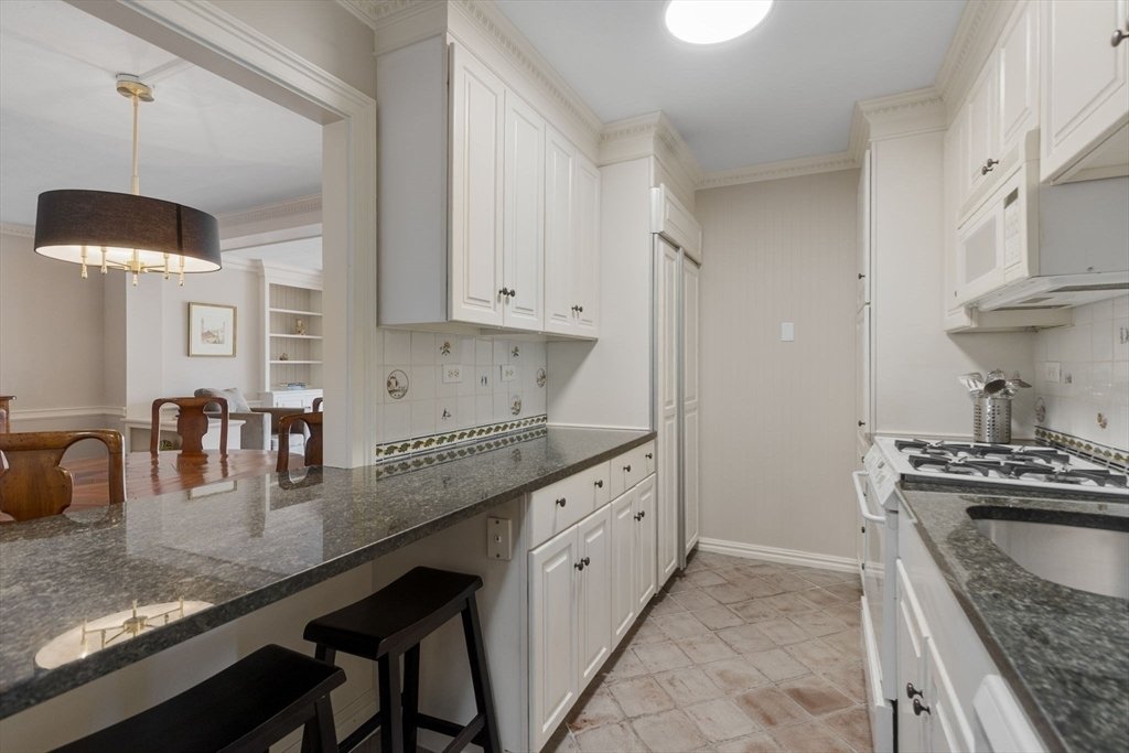 Condo in Boston, Massachusetts, United States 4 - 16488539