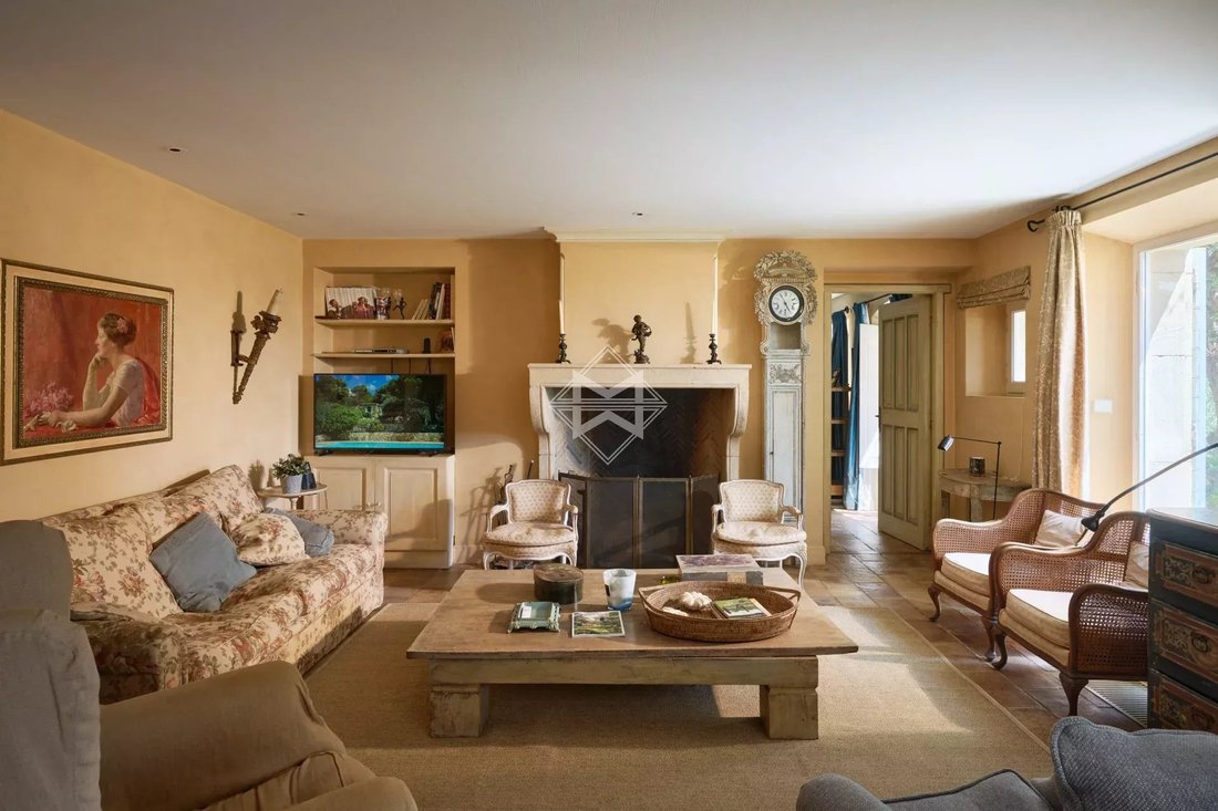 Villa in Mougins, Provence-Alpes-Côte d'Azur, France 5 - 17053928