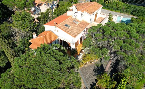 Villa in Les Issambres, Roquebrune-sur-Argens, Frankreich 1