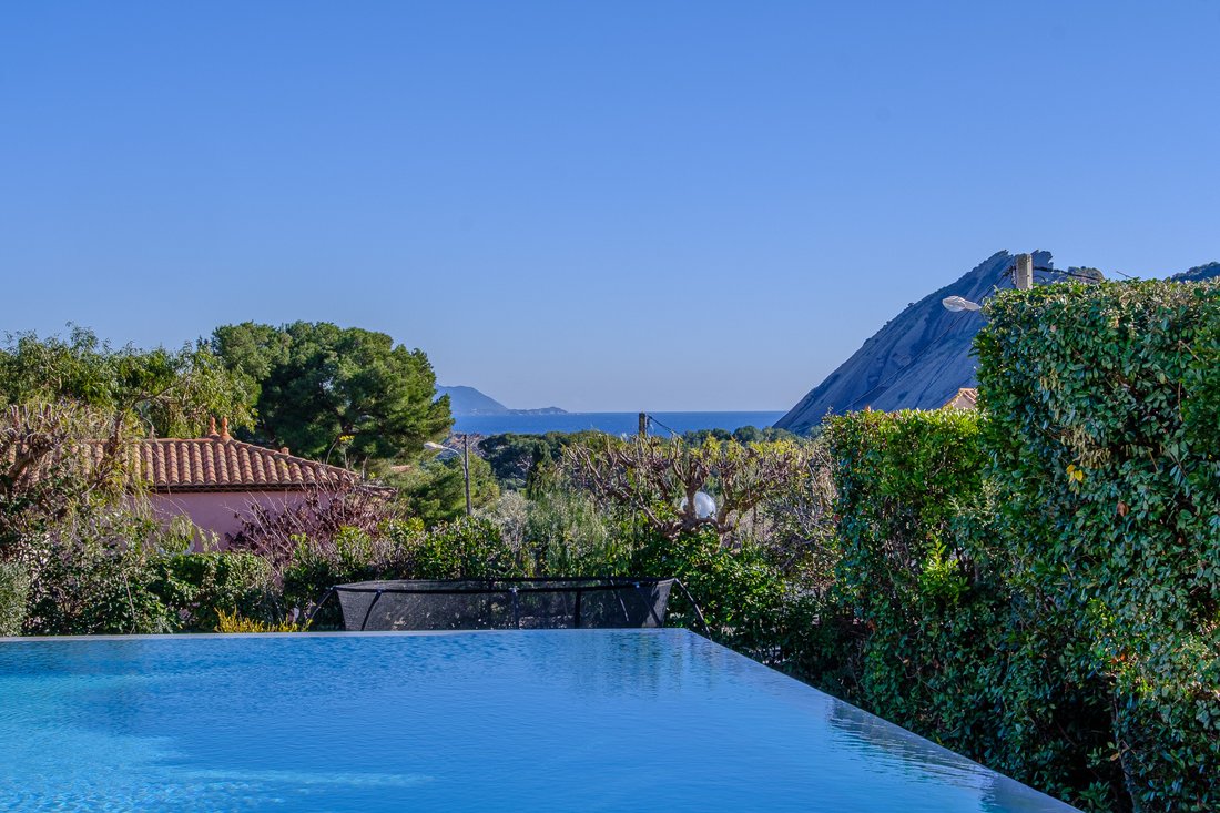 Villa in La Ciotat, Provence-Alpes-Côte d'Azur, France 5 - 16963740