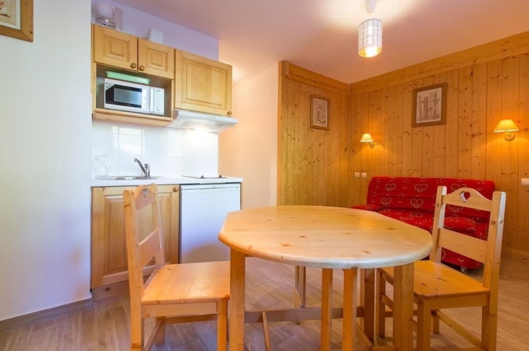 Apartment in Combloux, Auvergne-Rhône-Alpes, France 4 - 17048126