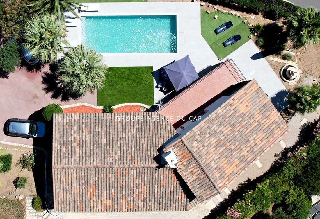 Villa in Les Issambres, Roquebrune-sur-Argens, France 4 - 13995049