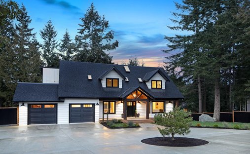 House in Qualicum Beach, British Columbia, Canada 1