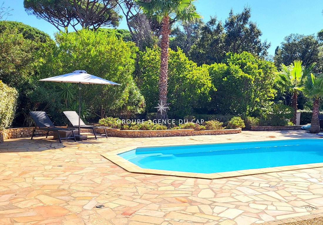 Villa in Les Issambres, Roquebrune-sur-Argens, France 4 - 14701660