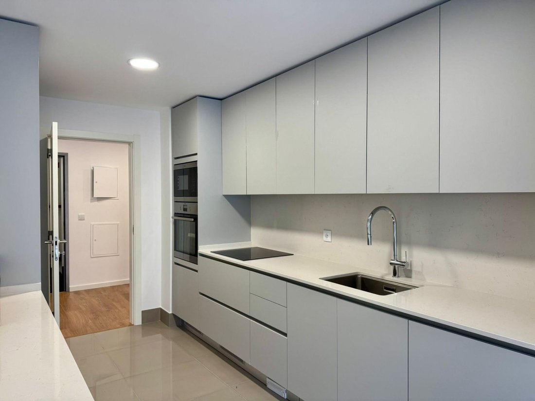 Apartment in Loures, Lisbon, Portugal 1 - 17053592