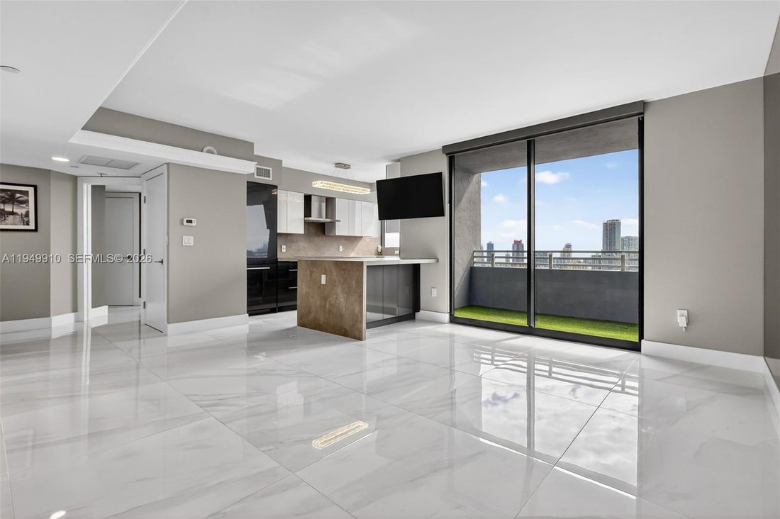 Condo in Miami Beach, Florida, United States 2 - 17050764