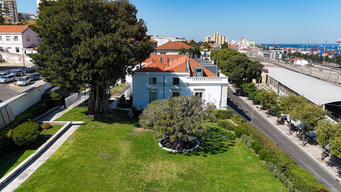 Apartment in Penha de Franca, Lisbon, Portugal 3 - 17046527