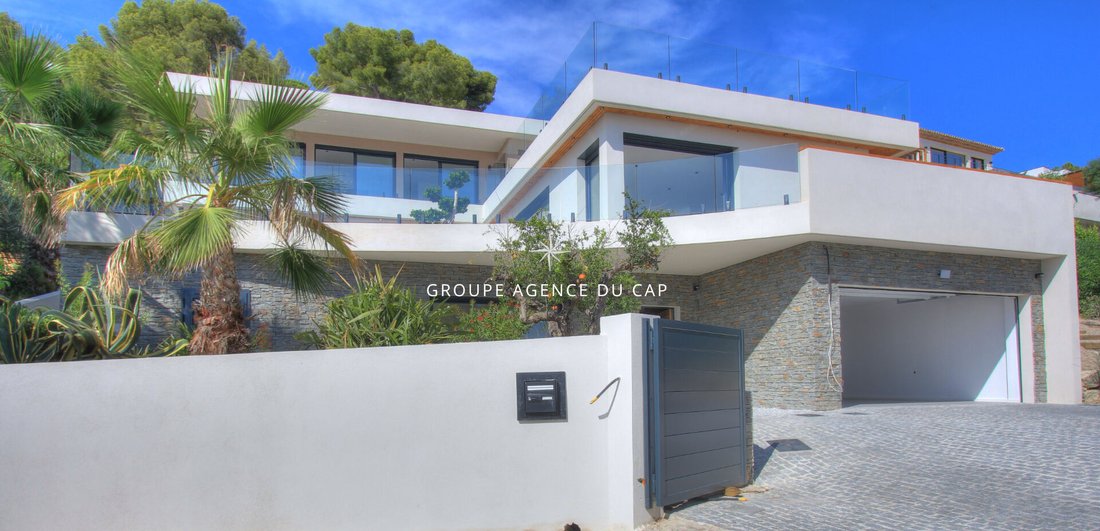 Villa in Les Issambres, Roquebrune-sur-Argens, France 4 - 15081590