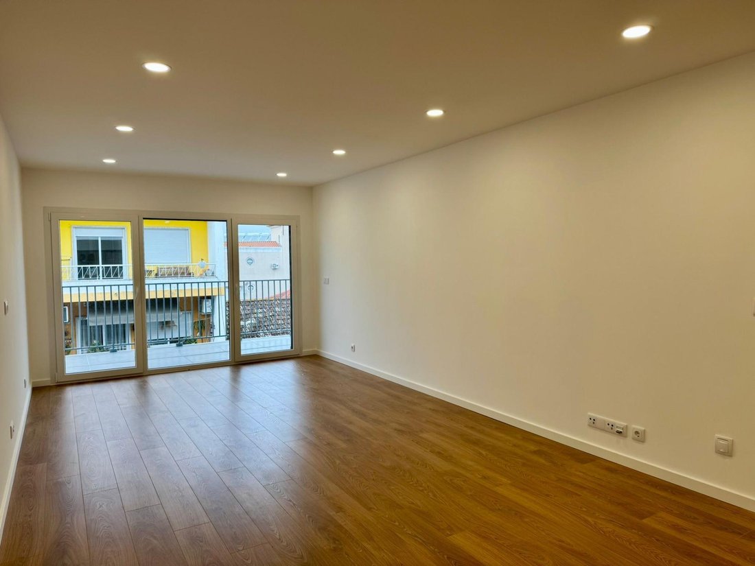 Apartment in Loures, Lisbon, Portugal 1 - 17053615