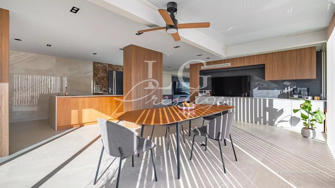 Apartment in Mandelieu-la-Napoule, Provence-Alpes-Côte d'Azur, France 1 - 17055562