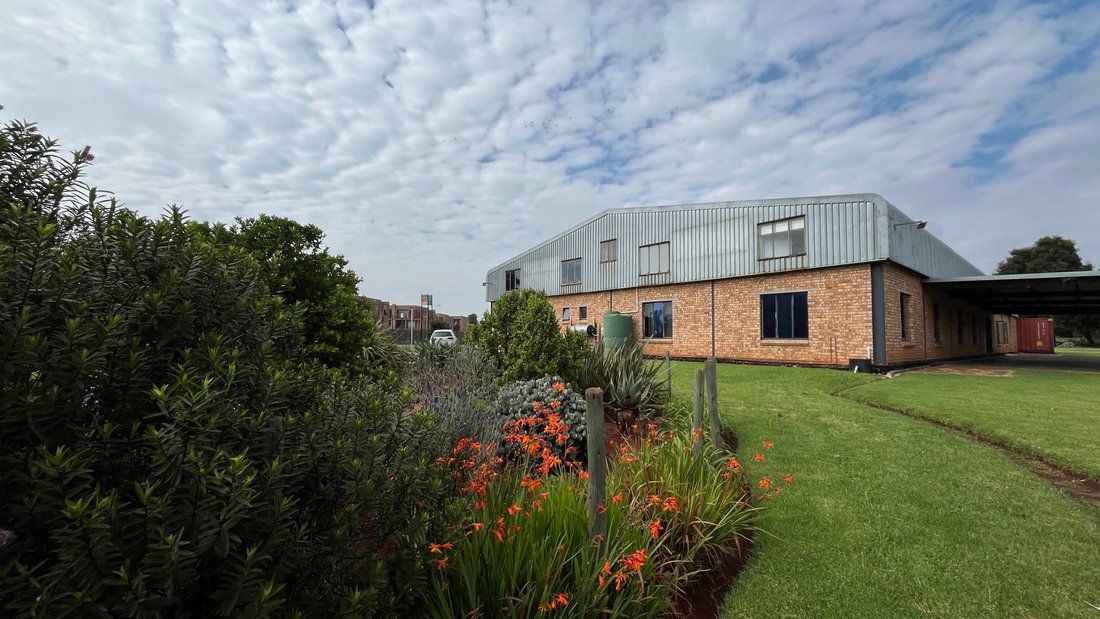 Country House in Nestpark AH, Gauteng, South Africa 1 - 17049662