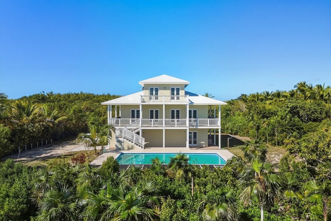 House in Bahama Palm Shores, Bahamas 1 - 17057132