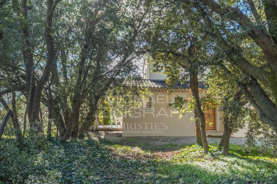 House in Cabrières-d'Avignon, Provence-Alpes-Côte d'Azur, France 4 - 17049130