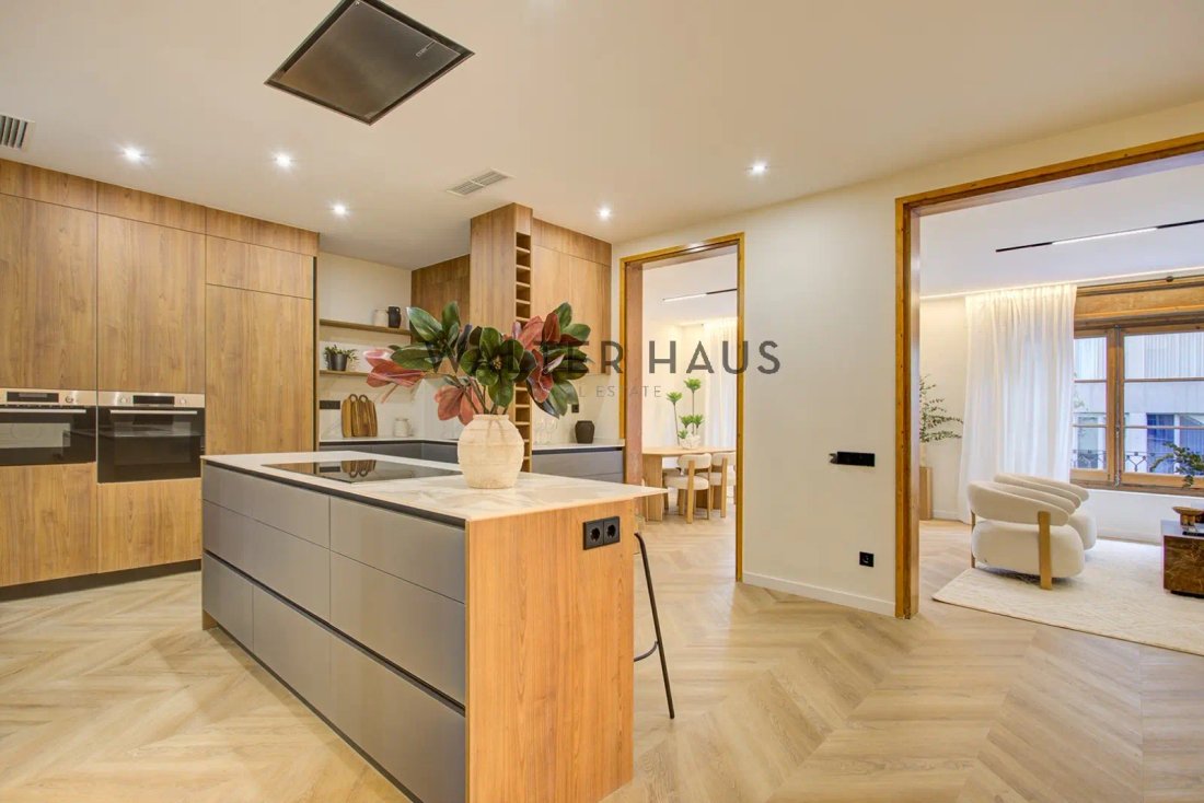 Apartment in Eixample, Barcelona, Spain 5 - 17051773