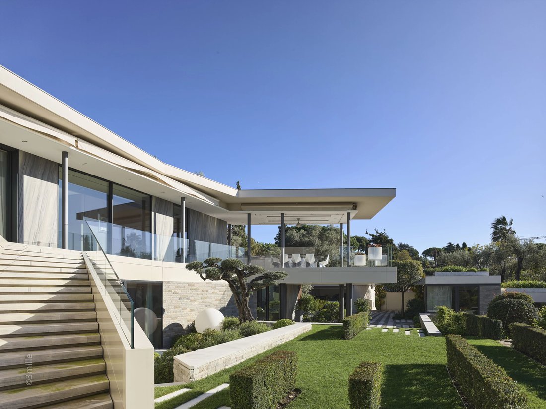Estate in Antibes, Provence-Alpes-Côte d'Azur, France 3 - 17048798