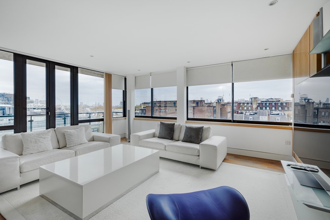 Apartment in Piccadilly, Westminster, England 3 - 17049696